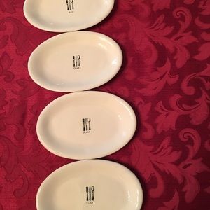 Rae Dunn oval plates (Set of 4)